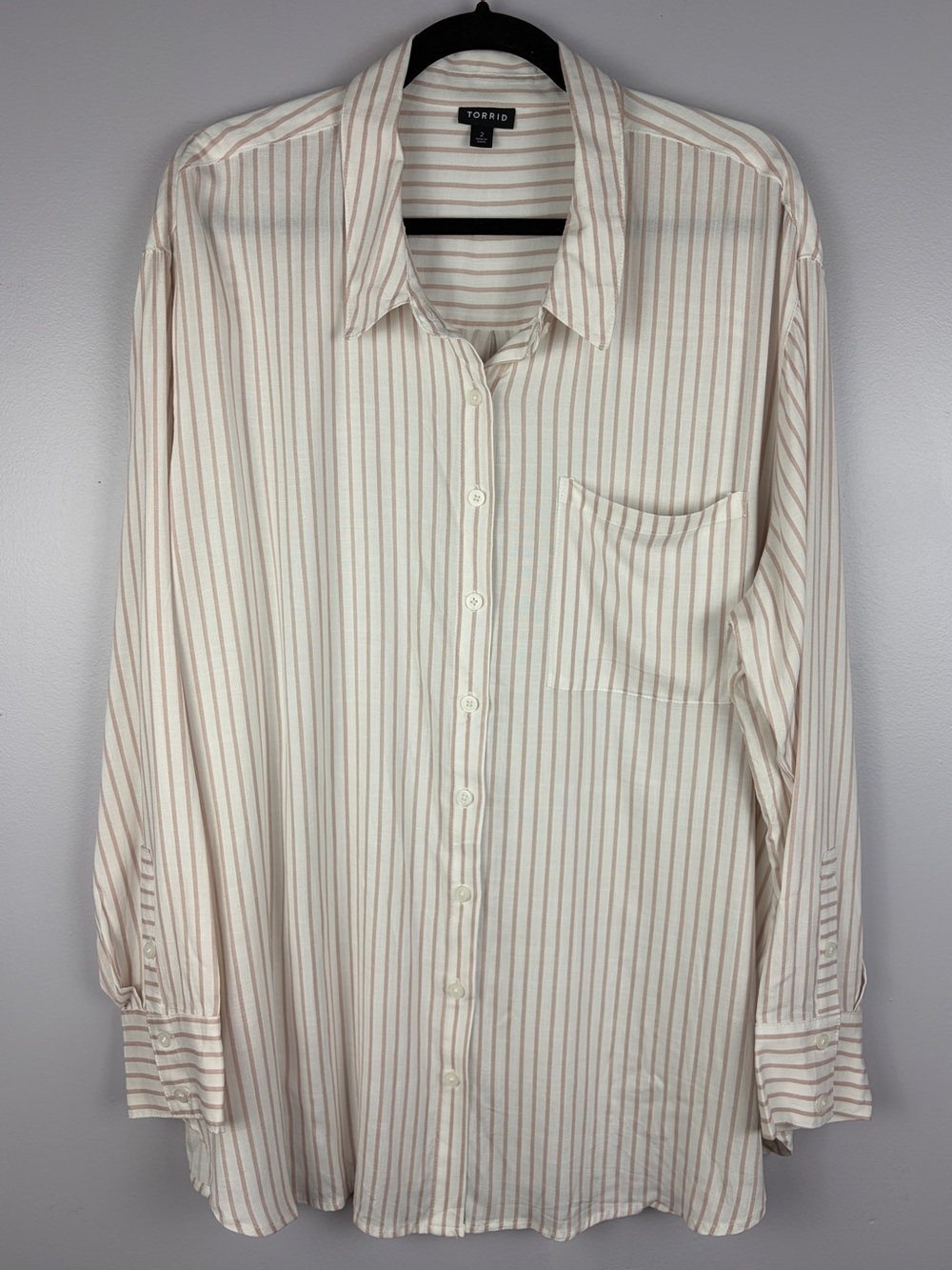 Torrid Size 2X Ivory Beige Striped Rayon Button Down Oversized Shirt